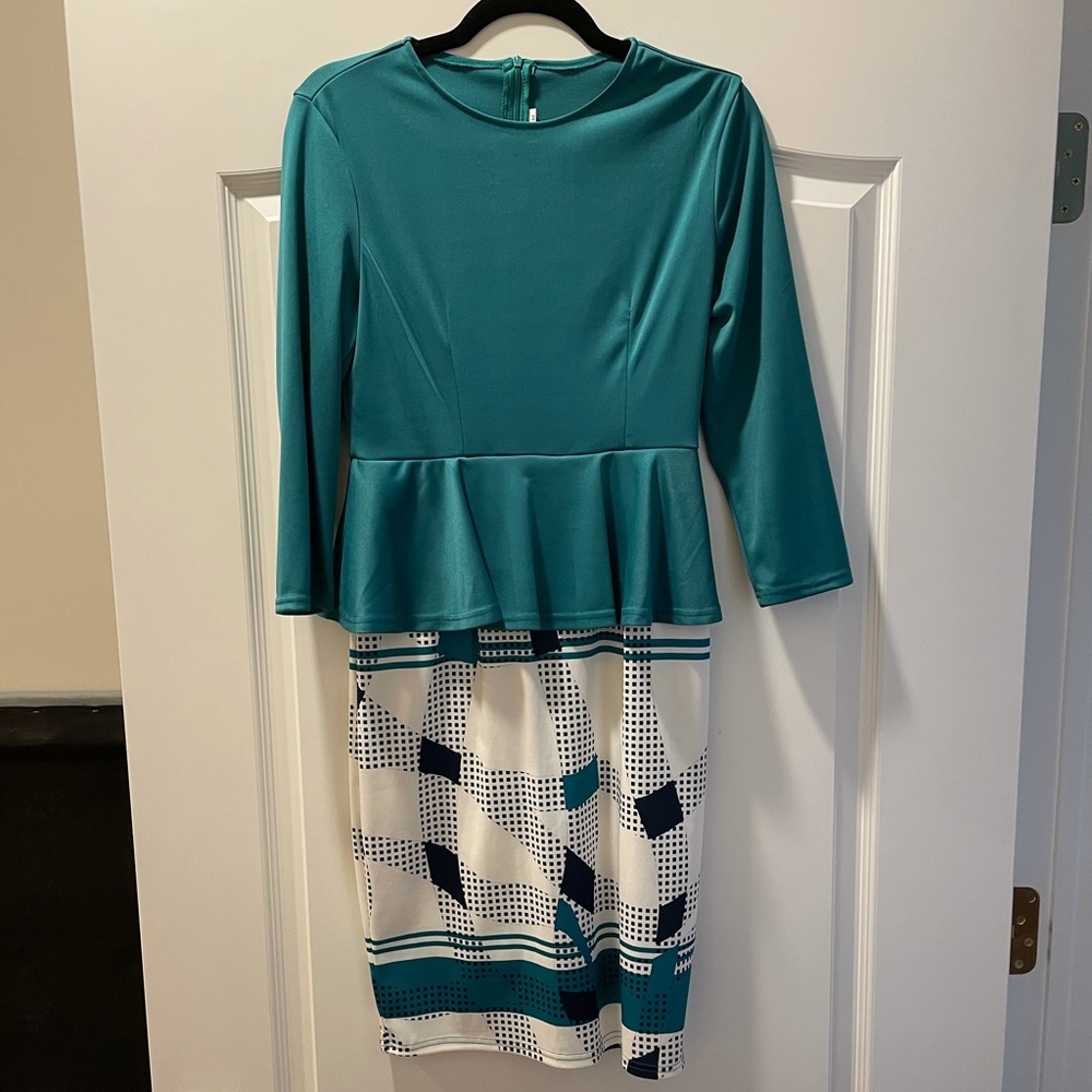 Teal & White Dress 💙